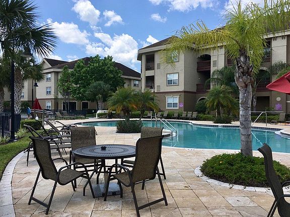 5th image of 1640 Villa Capri Cir APT 101