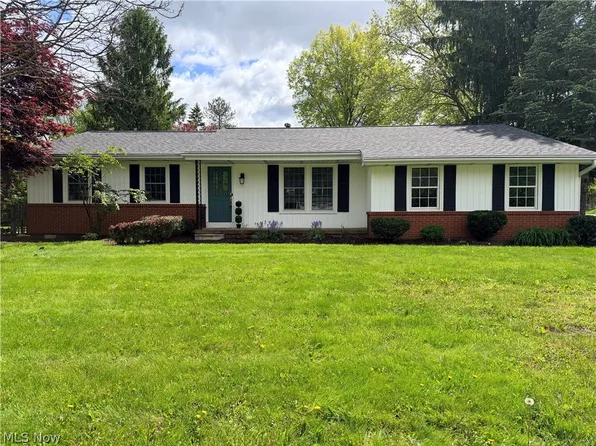 1515 Barlow Rd, Hudson, OH 44236