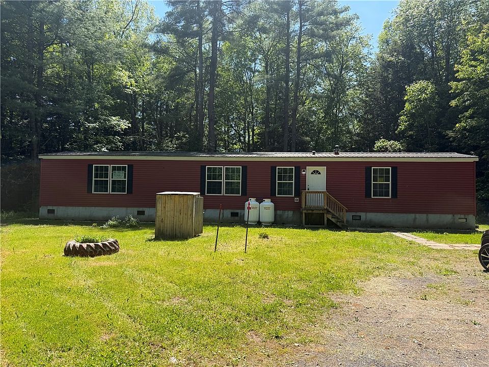 1st image of 40 Cusson Dr