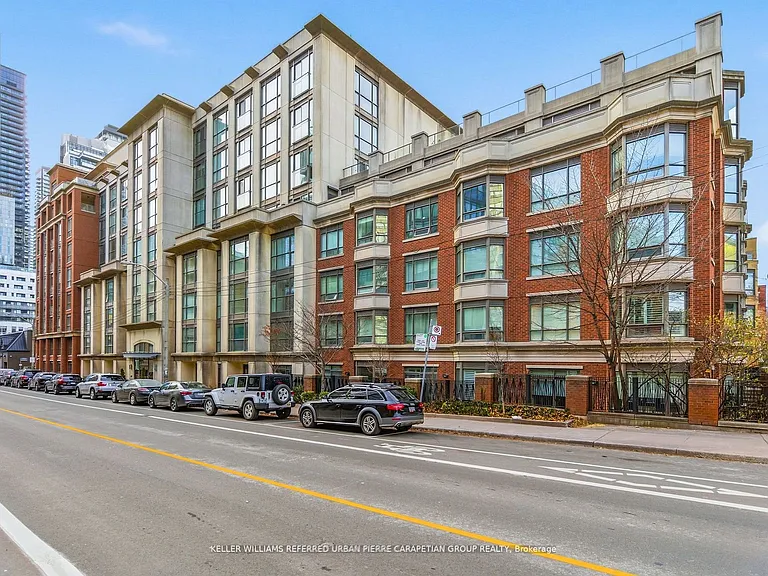 18 Beverley St #706B — Photo 26
