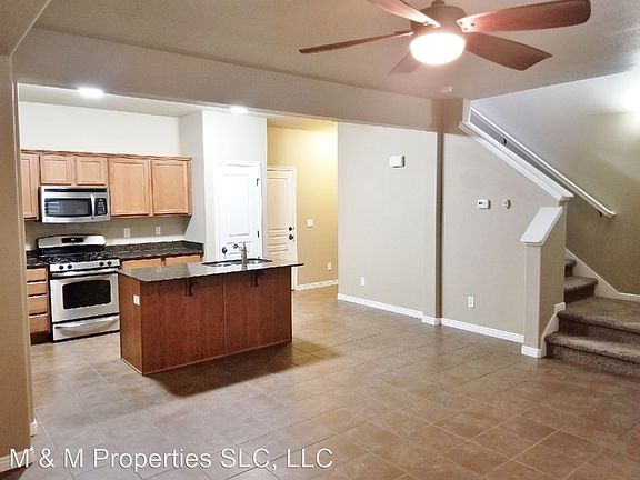 3rd image of 7808 S Tiger Ct