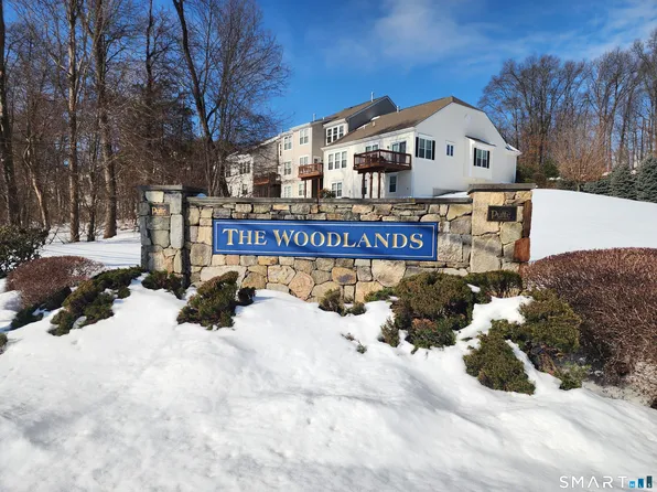 158 Sterling Dr #158, Newington, CT 06111