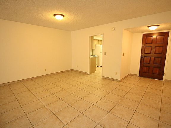 3rd image of 518 N Dodge Blvd
