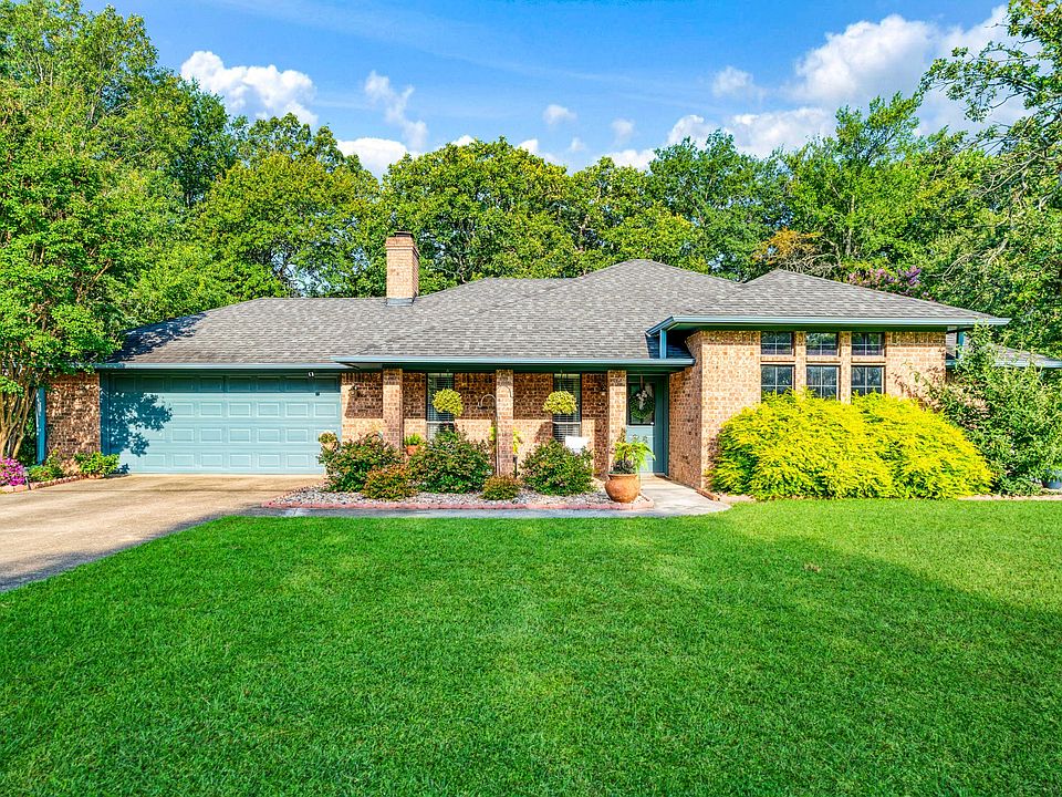 1st image of 544 Turtle Creek Dr