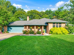 544 Turtle Creek Dr, Paris, TX 75462