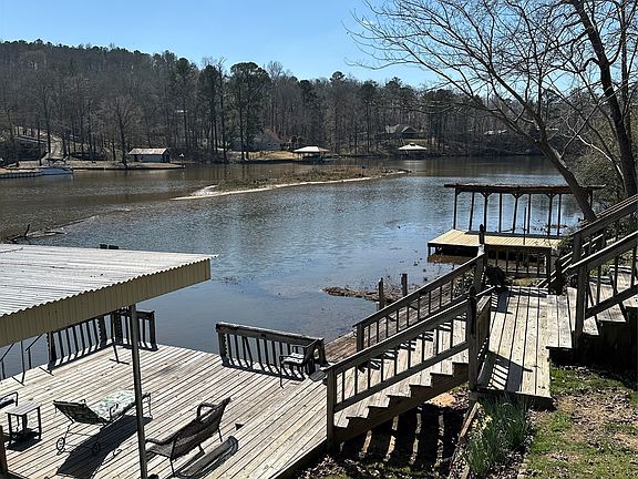 2nd image of 395 Joes Fish Camp Rd