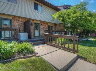 844 Armstrong Rd, Lansing, MI 48911