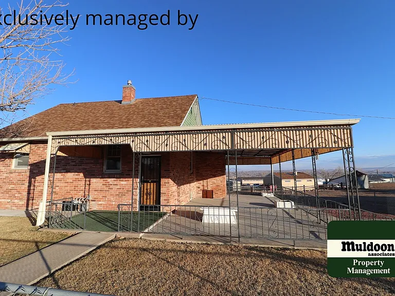 2055 Zinc Dr — Photo 2
