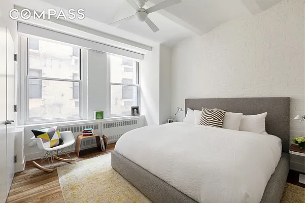 Sold by Compass | media 18