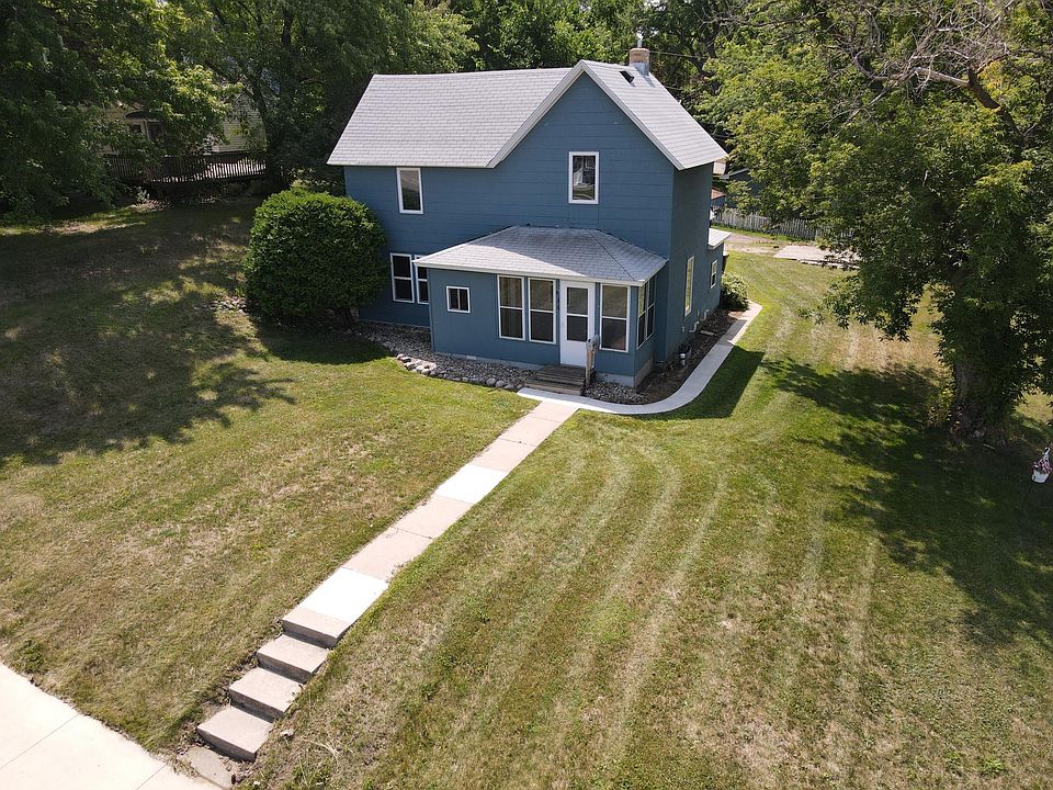 1st image of 436 Minnesota Ave E