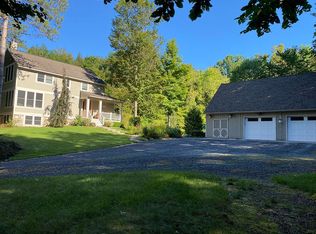3555 Amber Rd, Syracuse, NY 13215