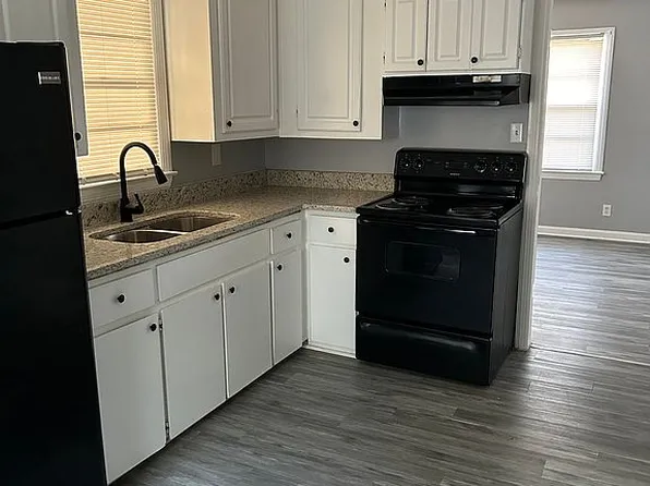 127 Frances St, Warner Robins, GA 31093