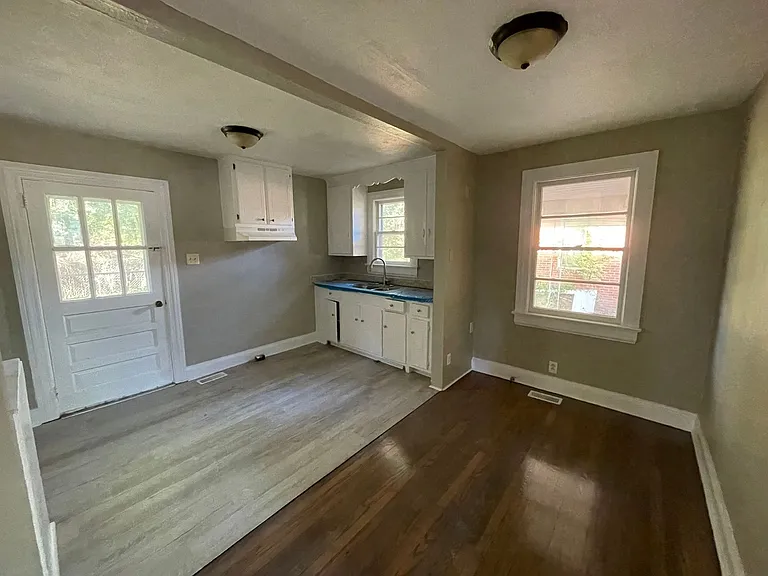 6310 Ward Blvd — Photo 5