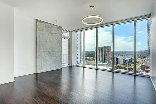 301 West Ave #1209 Photo 1