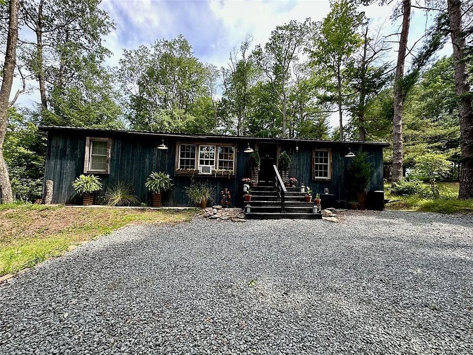 1st image of 15 Balsam Drive