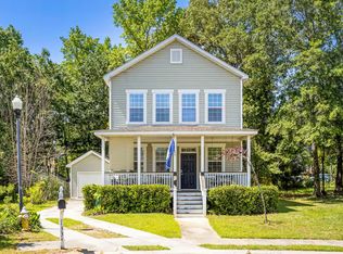 1334 Runnymeade Ln, North Charleston, SC 29406