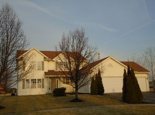 618 Riverbend Rd, Belvidere, IL 61008