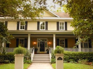 14 Waterside Dr, Beaufort, SC 29907