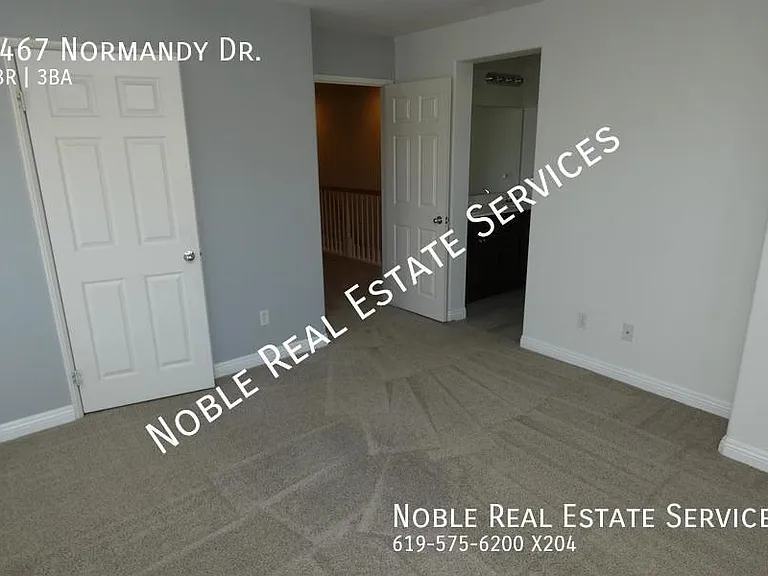 1467 Normandy Dr — Photo 4