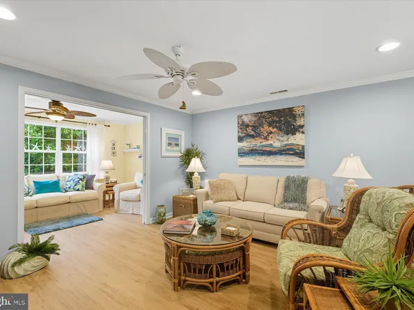 30413 Cedar Neck Rd Unit 206, Ocean View, DE 19970