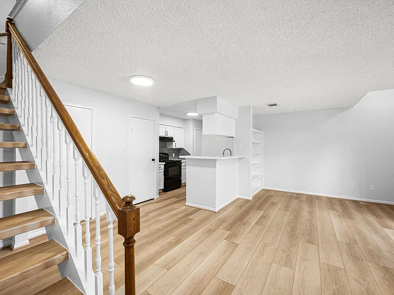 1515 Sandy Springs Rd #2803 — Photo 5