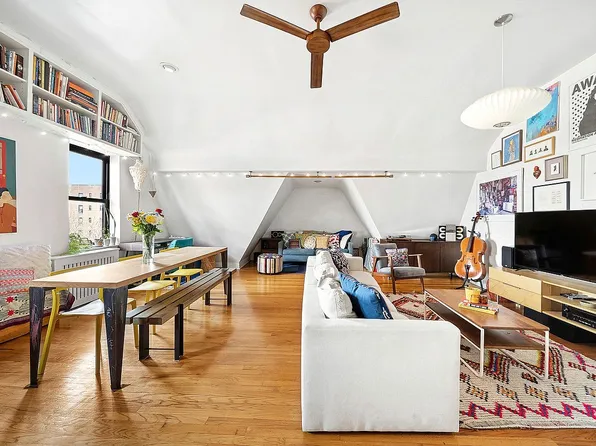 184 Clinton Ave APT 4A, Brooklyn, NY 11205