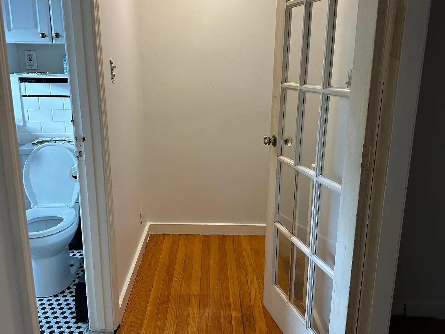 2 bed, 800 sqft, $2,000 — Photo 4