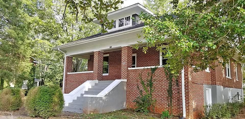 1st image of 1404 Longwood Ave