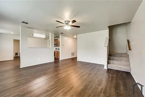 1109 Boxwood Dr — Photo 7