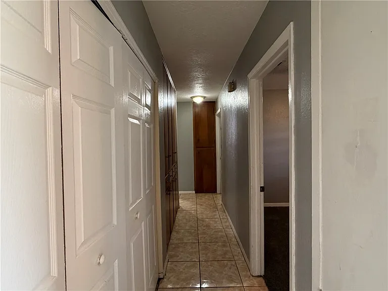 4406 Donegal Dr — Photo 10