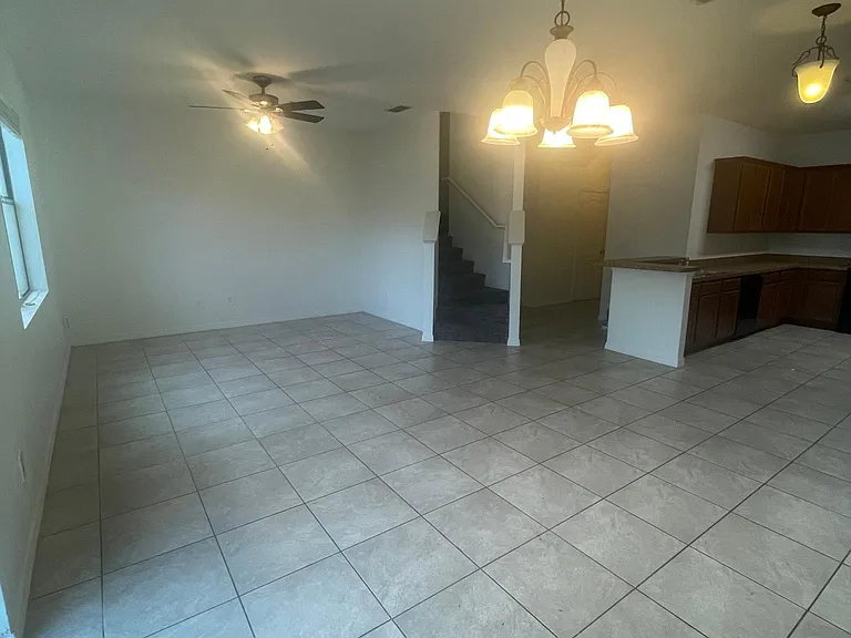 6550 S Goldenrod Rd — Photo 5