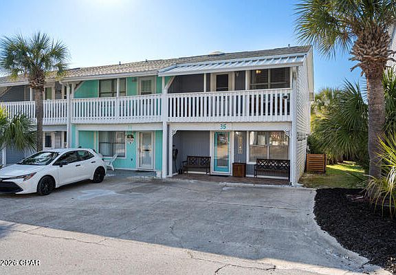 3rd image of 35 Chateau Rd