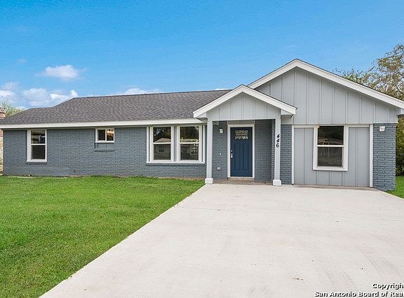3rd image of 446 Linda Dr