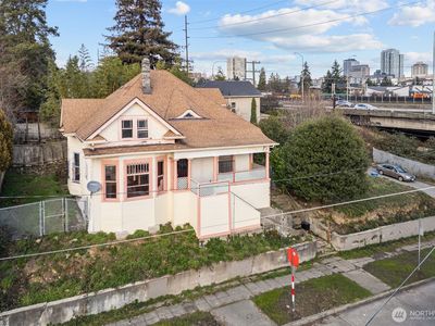 414 NE 42nd Street, Seattle, WA, 98105