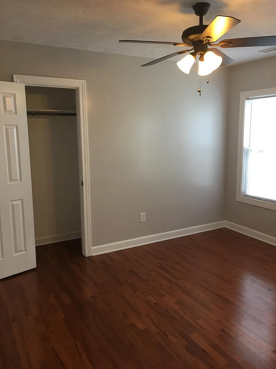 Building Photo - 5309 Bridge Ave #3