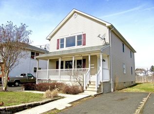 39A La Grange St, Raritan, NJ 08869