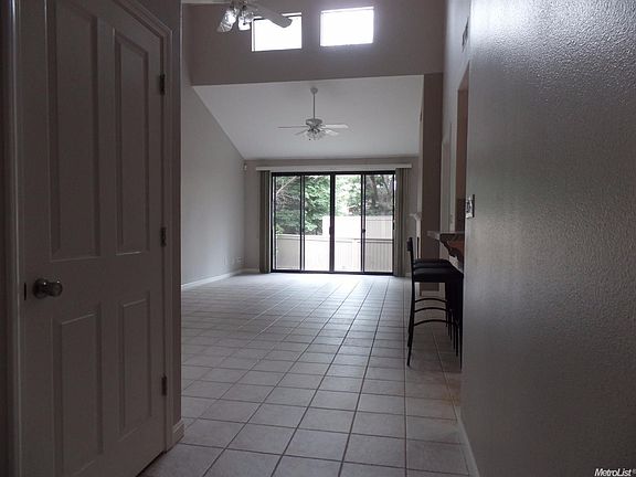 5th image of 4132 Quiet Meadow Ct