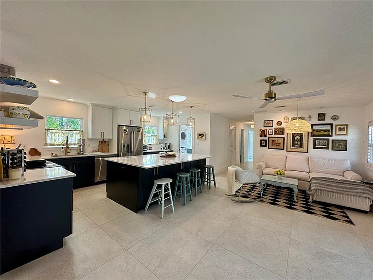 7372 Melaleuca Way — Photo 6