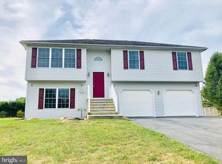 4432 Valley Cir, Fayetteville, PA