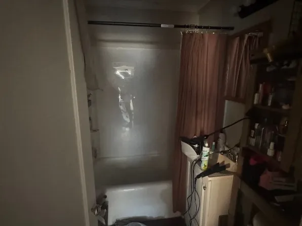 1705 S 69th St, 1705 S 69th St APT 3, West Allis, WI 53214