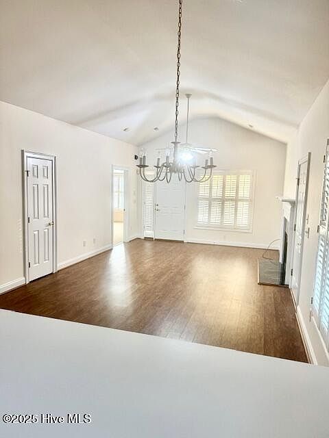2nd image of 1200 Rosedale Avenue