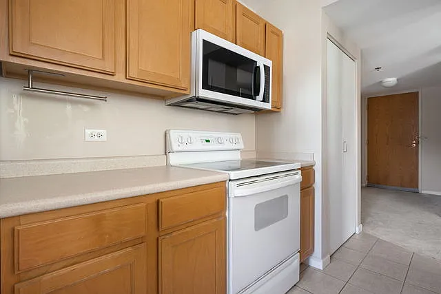 1 bed, $2,495 — Photo 3