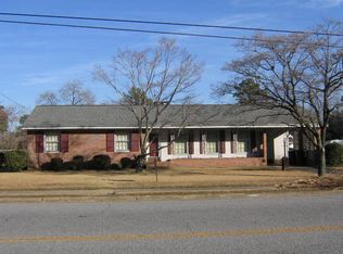 1903 Carey Rd, Kinston, NC 28501