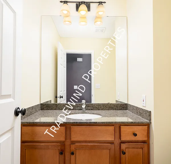 6459 Regency Ln — Photo 18