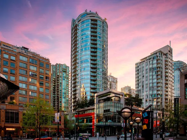 833 Homer St #2305, Vancouver, BC V6B 0H4
