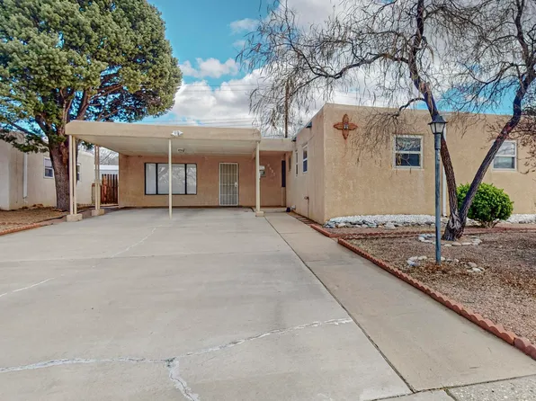 1718 Hoffman Dr NE, Albuquerque, NM 87110