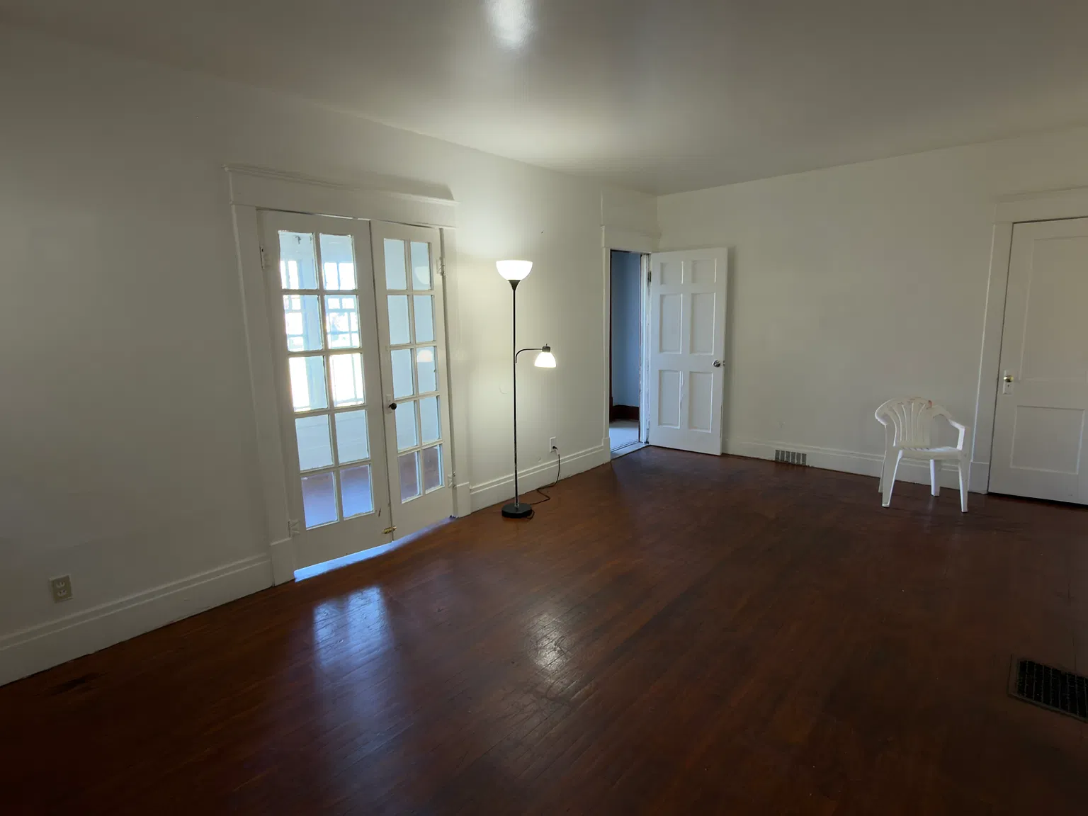 3 bed, $1,500 — Photo 4