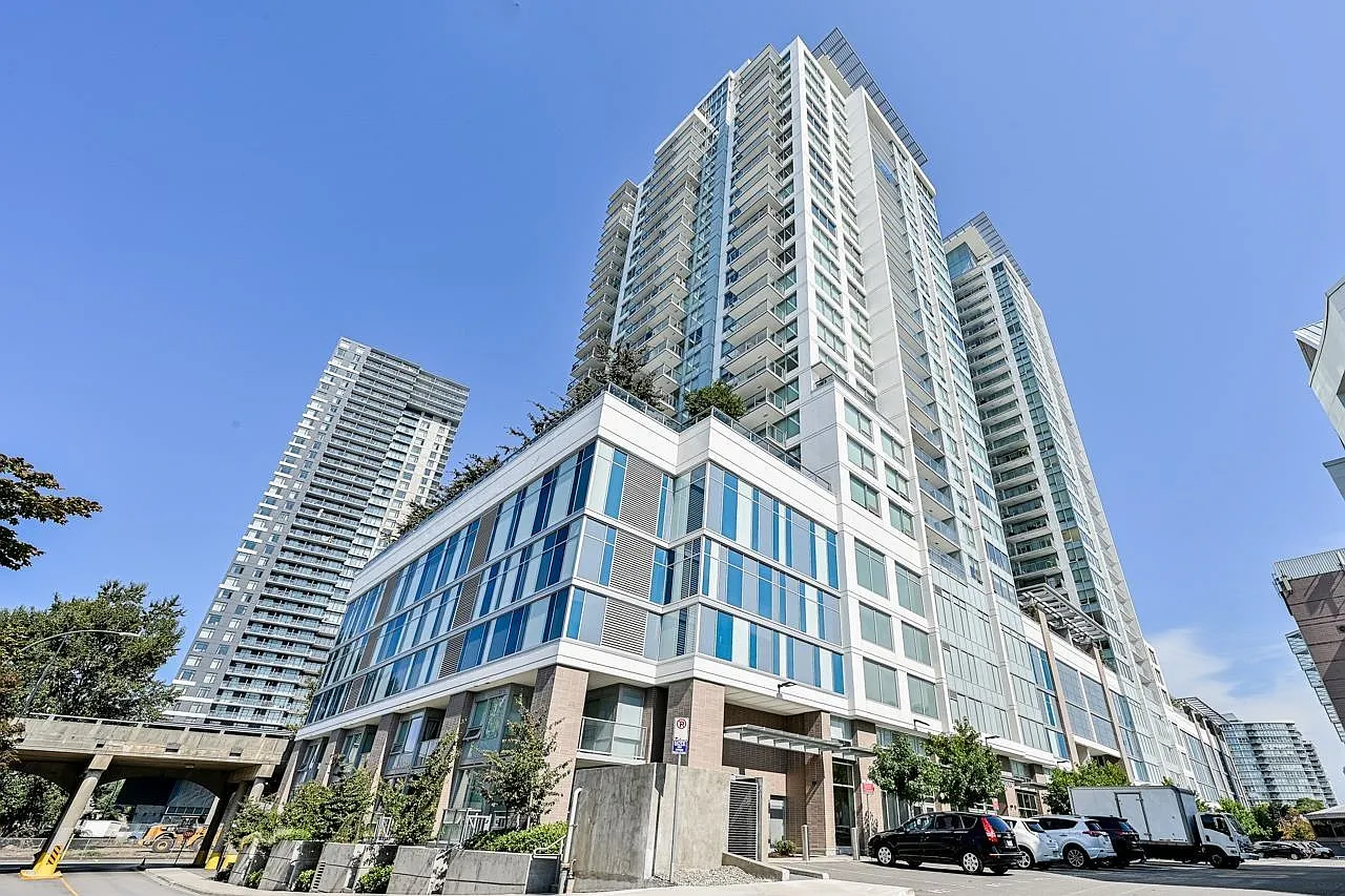 988 Quayside Dr #1005 photo 1