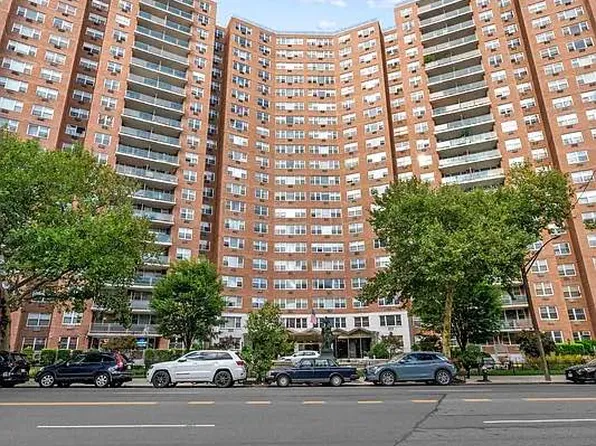 1655 Flatbush Avenue image 15 of 15