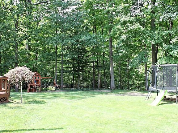 4th image of 7504 James Dr